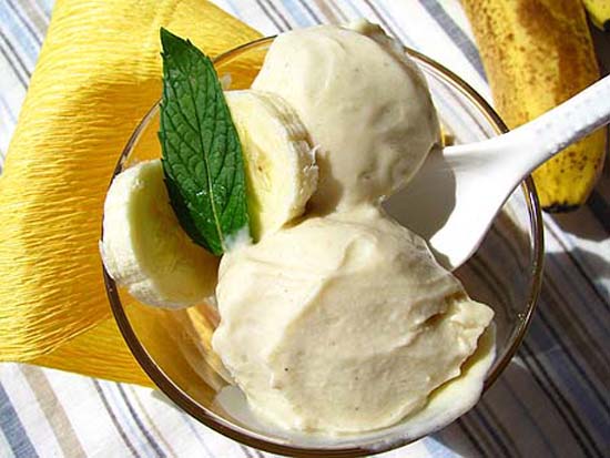 Cách làm kem chuối sữa tươi ngon béo ngậy tại nhà