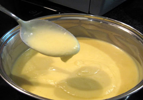 Trộn hỗn hợp kem sầu riêng