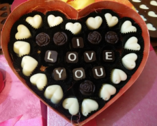 Top 7 cách trang trí socola Valentine độc đáo dành tặng người yêu